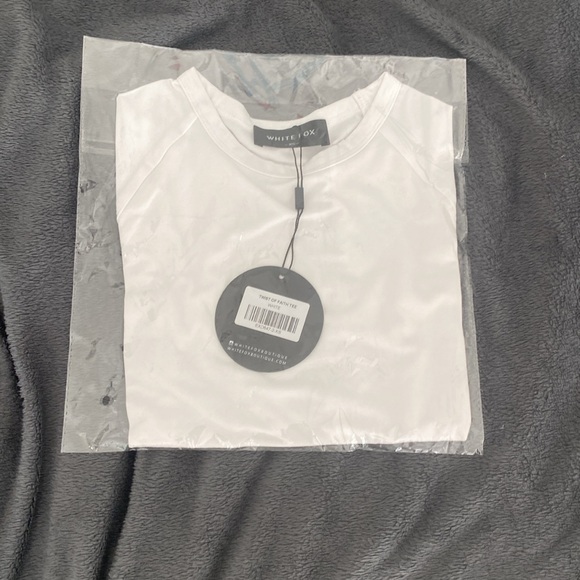 Cropped white fox t-shirt - Picture 2 of 2